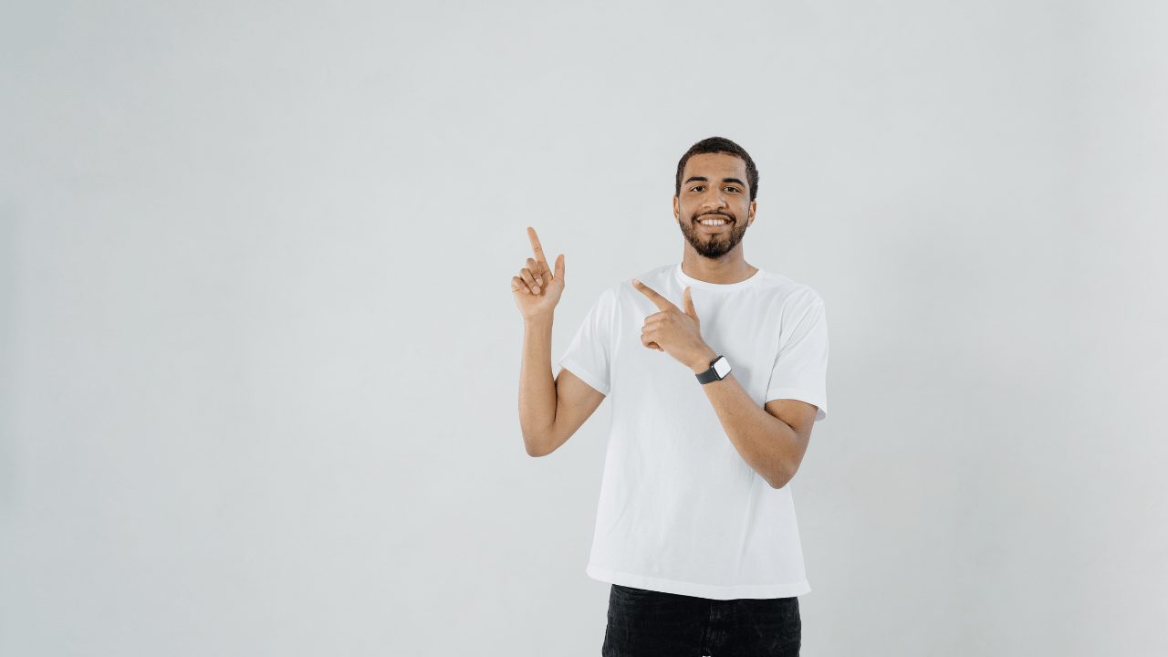 笑顔の男性