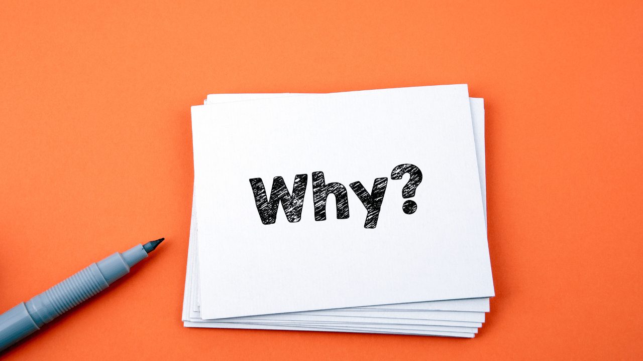 whyの文字とペン